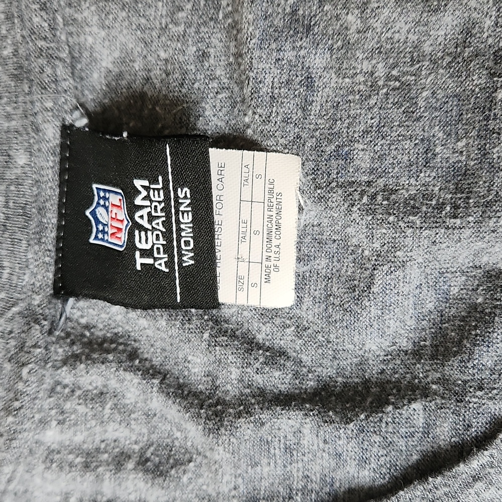 V-Neck Tee - Picture 3 of 3